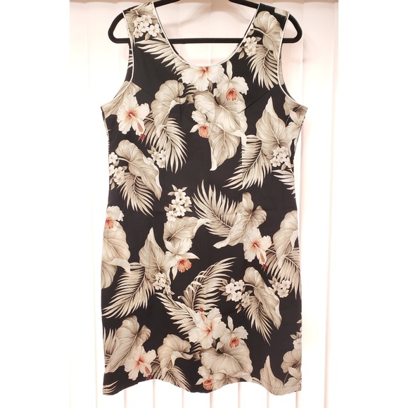 MD fashions Dresses & Skirts - Hawaiian Floral Dress